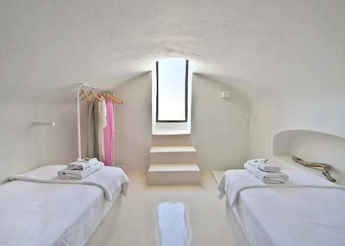 Alia Mansion By K&k Villa *