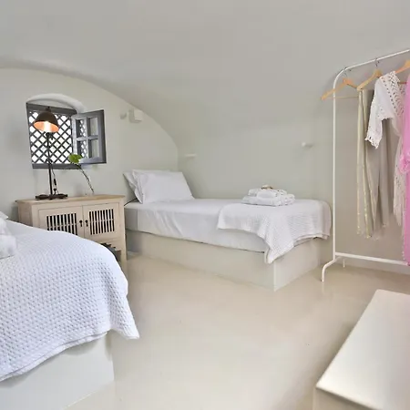 Alia Mansion By K&k *