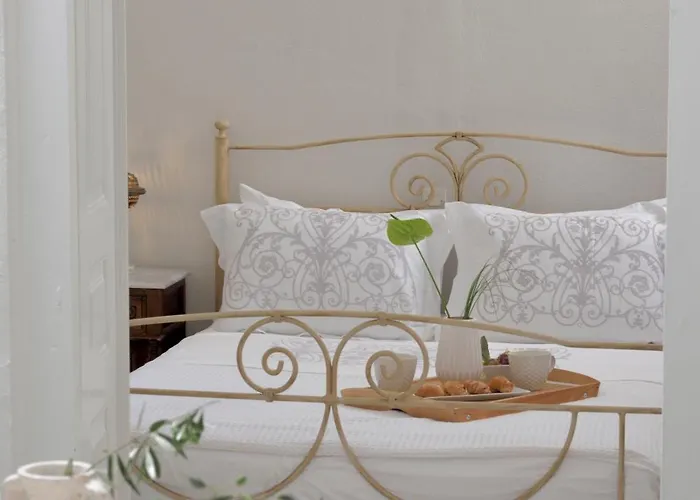 Alia Mansion By K&k Мегалохори