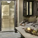 Alia Mansion By K&k Villa