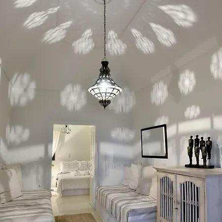 Alia Mansion By K&k Villa *