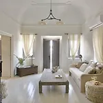 Alia Mansion By K&k Villa