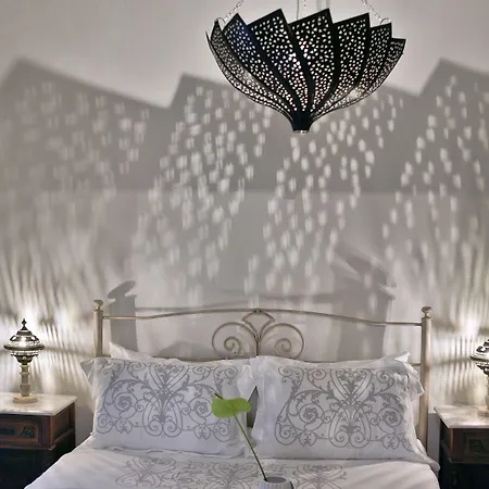 Alia Mansion By K&k * 메갈로호리