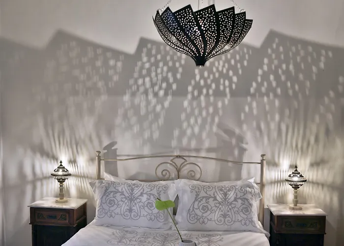 Alia Mansion By K&k * 메갈로호리