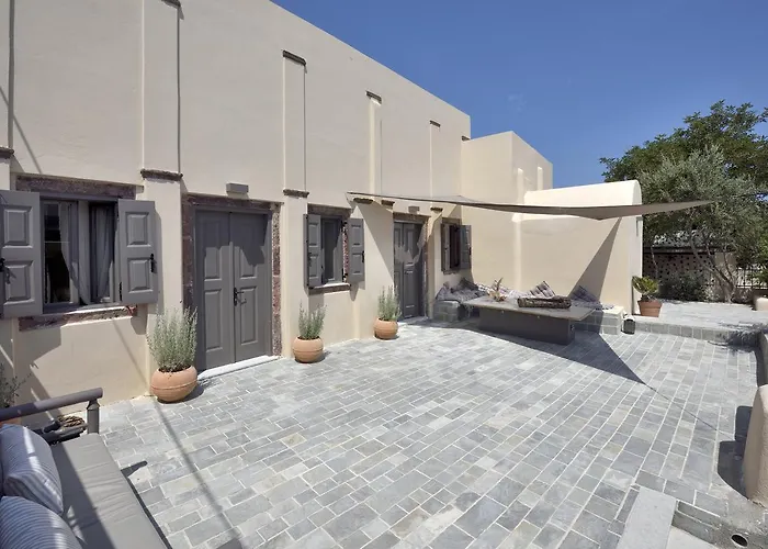 Alia Mansion By K&k 빌라 메갈로호리