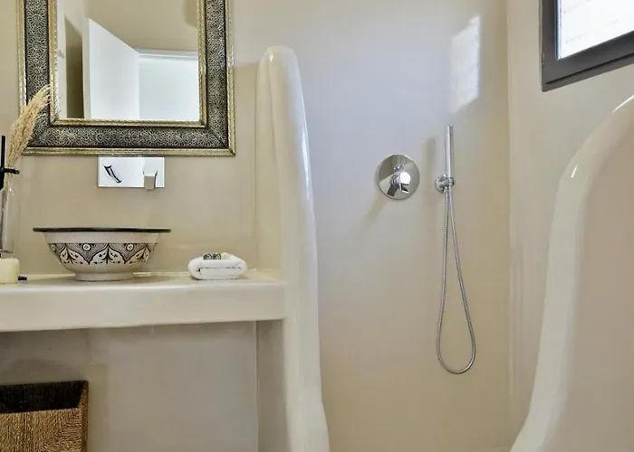 Alia Mansion By K&k * 메갈로호리